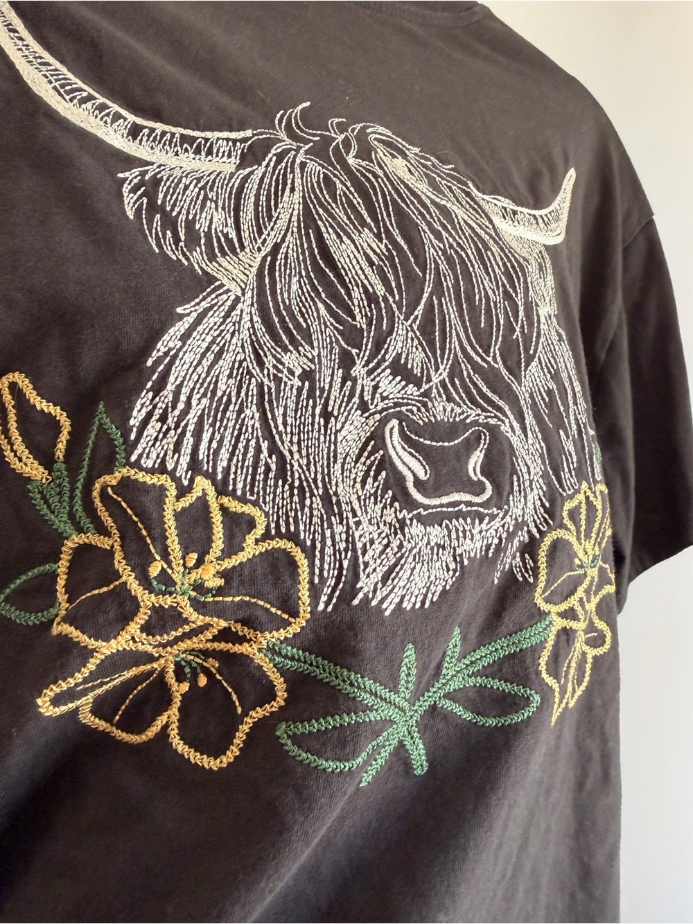 Grey Tee with Embroidered Highland Cow and Floral Accents